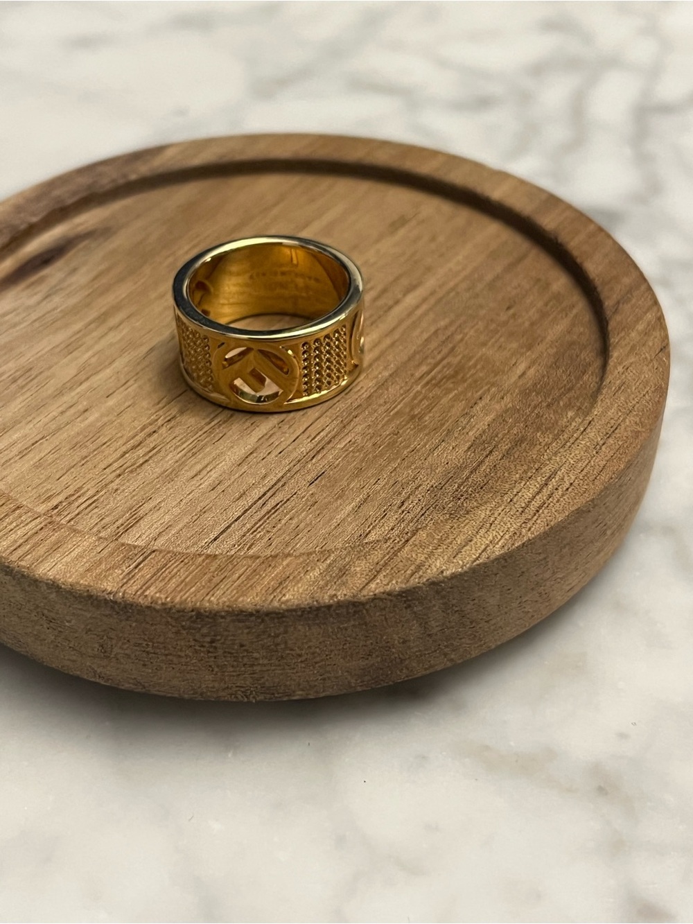 Fendi wide band ring